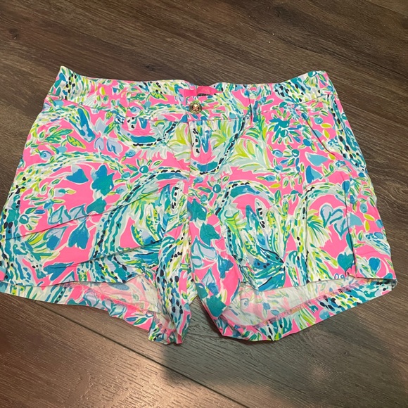 Lilly Pulitzer shorts - Picture 1 of 2